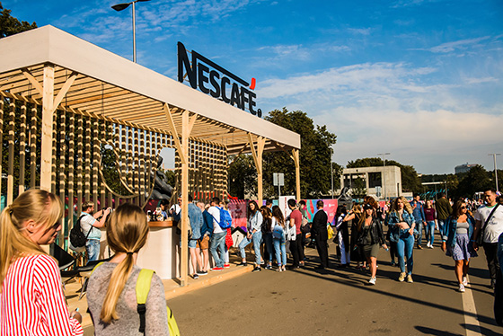NESCAFE стал кофейным спонсором музыкального фестиваля Ласточка